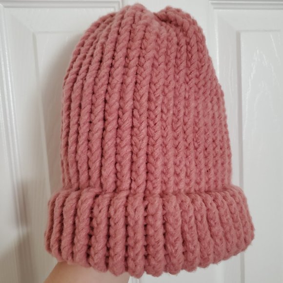 Never worn, handmade knit ribbed pink beanie hat - Picture 7 of 7